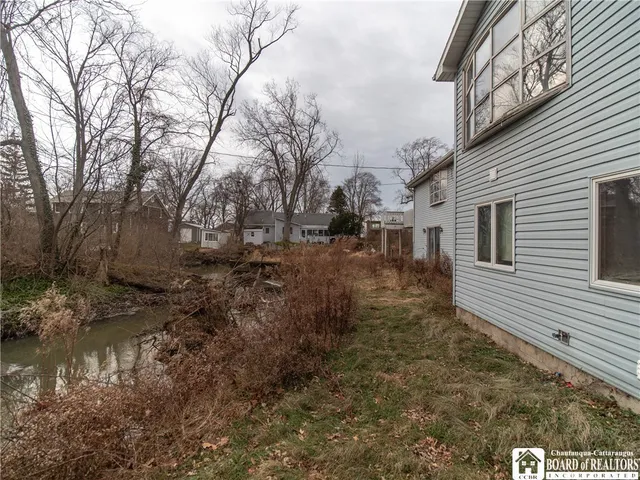 $209,900 | 35 Crooked Brook Drive, Dunkirk, NY 14048