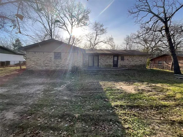 $1,775 | 1361 Shady Lane, Canton, TX 75103