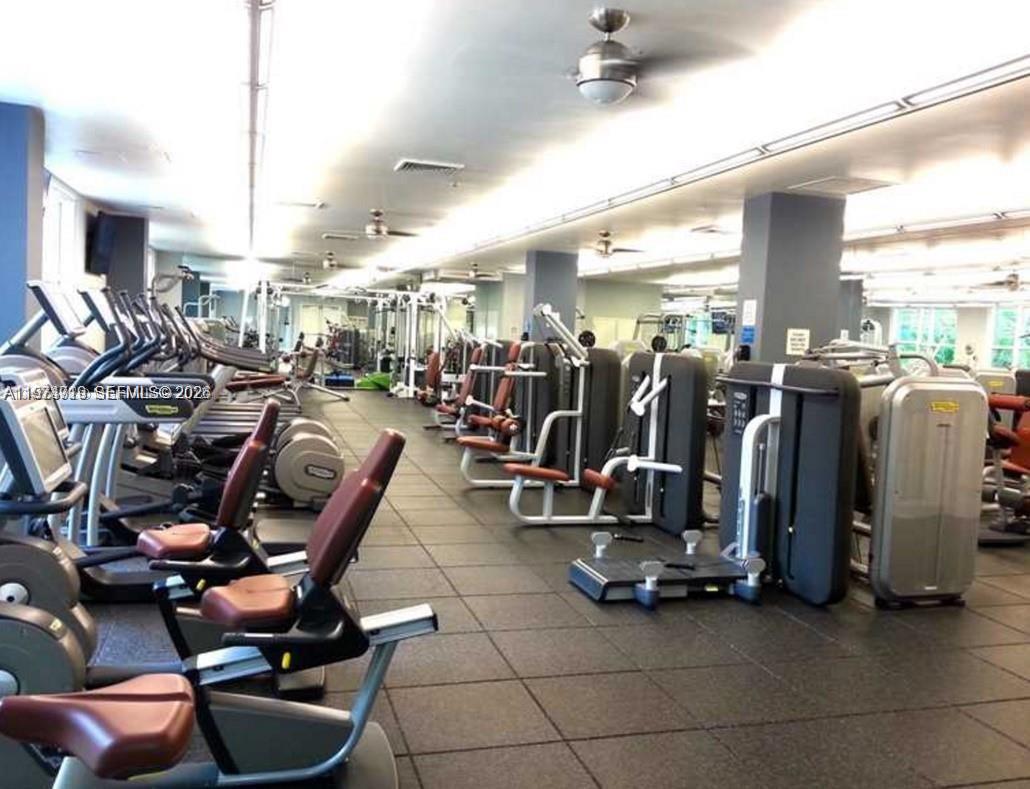 2001 Biscayne Boulevard, Unit 2616 Miami, FL 33137 - Photo 29 of 33