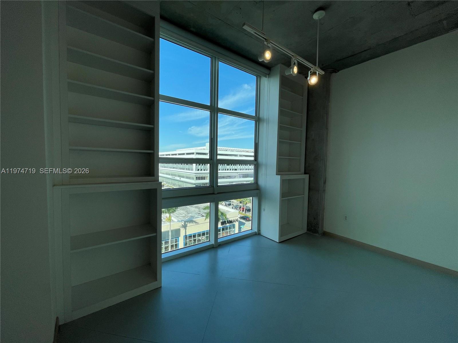 2001 Biscayne Boulevard, Unit 2616 Miami, FL 33137 - Photo 8 of 33