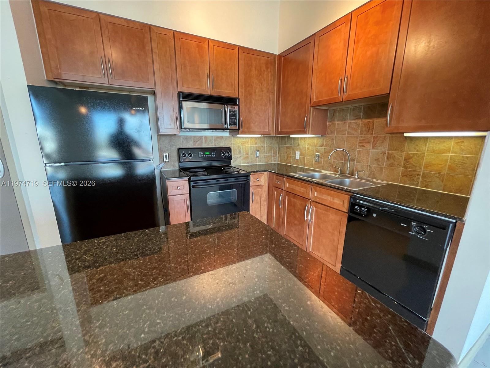 2001 Biscayne Boulevard, Unit 2616 Miami, FL 33137 - Photo 10 of 33