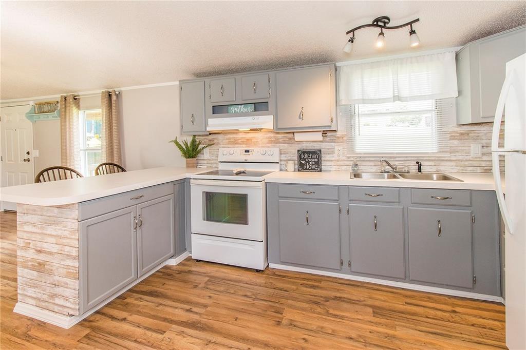 780 Donohoe Road Latrobe, PA 15650 - Photo 4 of 22 Gallery Image 4