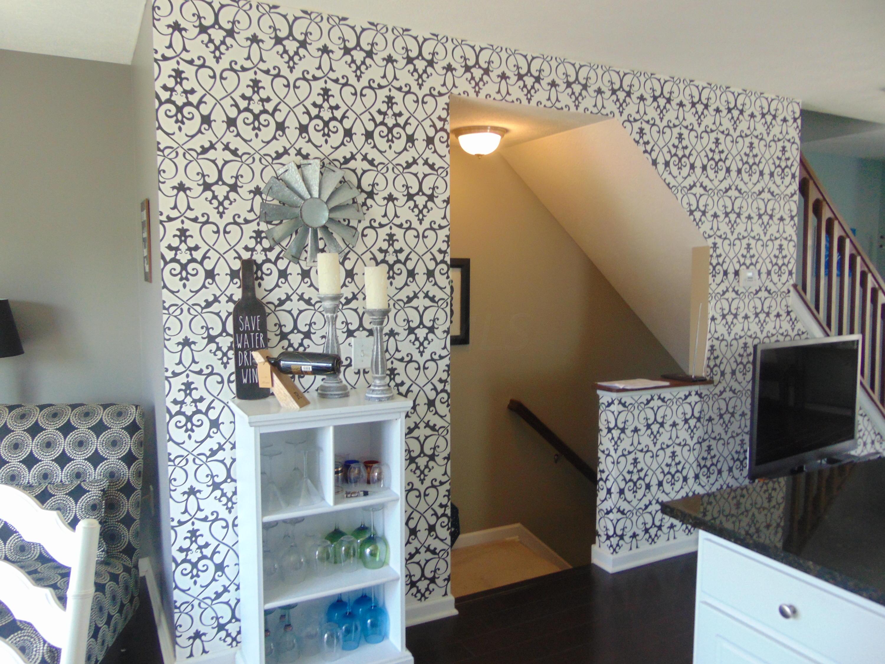 6193 Needletail Road Columbus, OH 43230 - Photo 3 of 11 Gallery Image 3