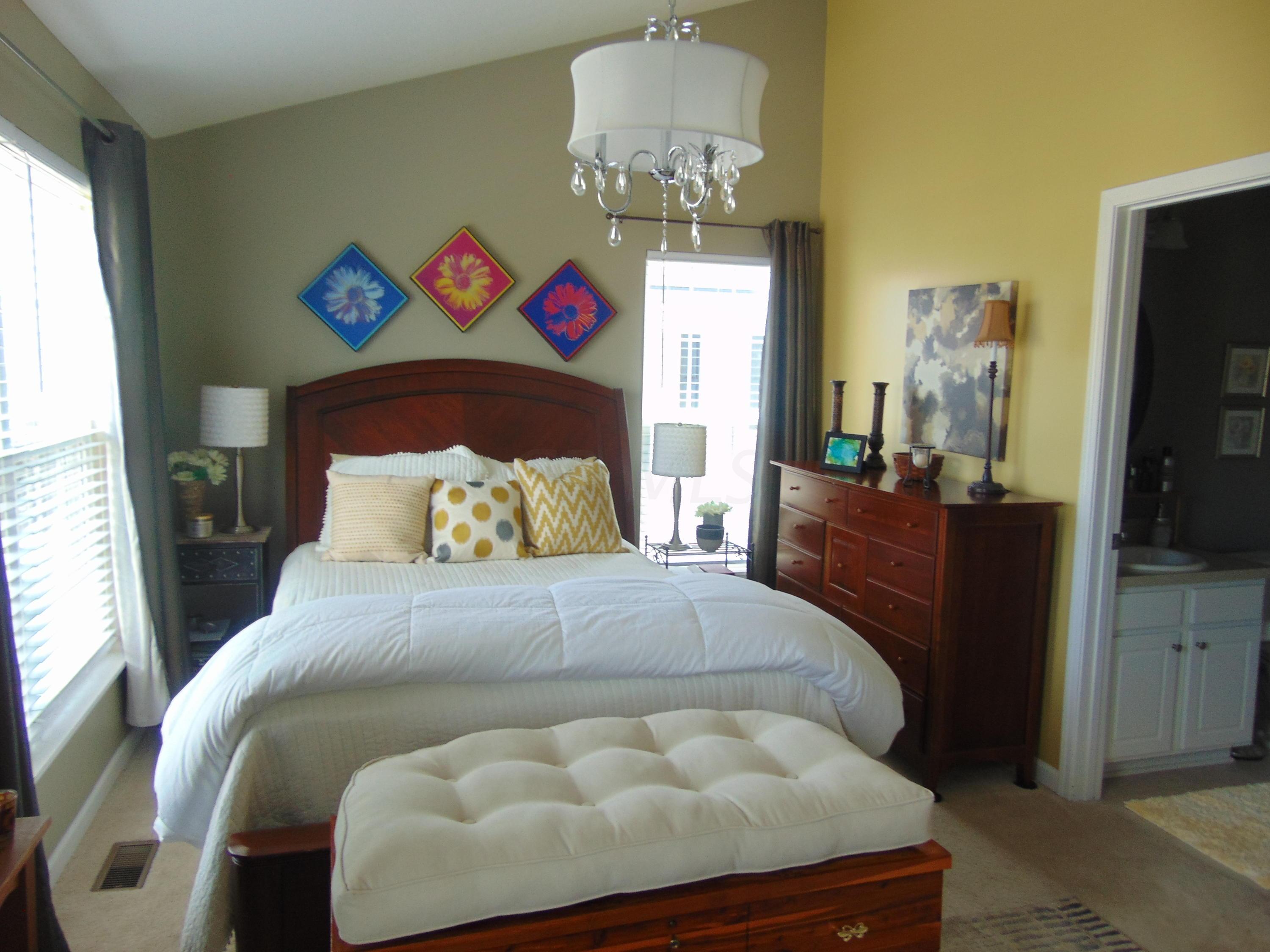 6193 Needletail Road Columbus, OH 43230 - Photo 8 of 11 Gallery Image 8