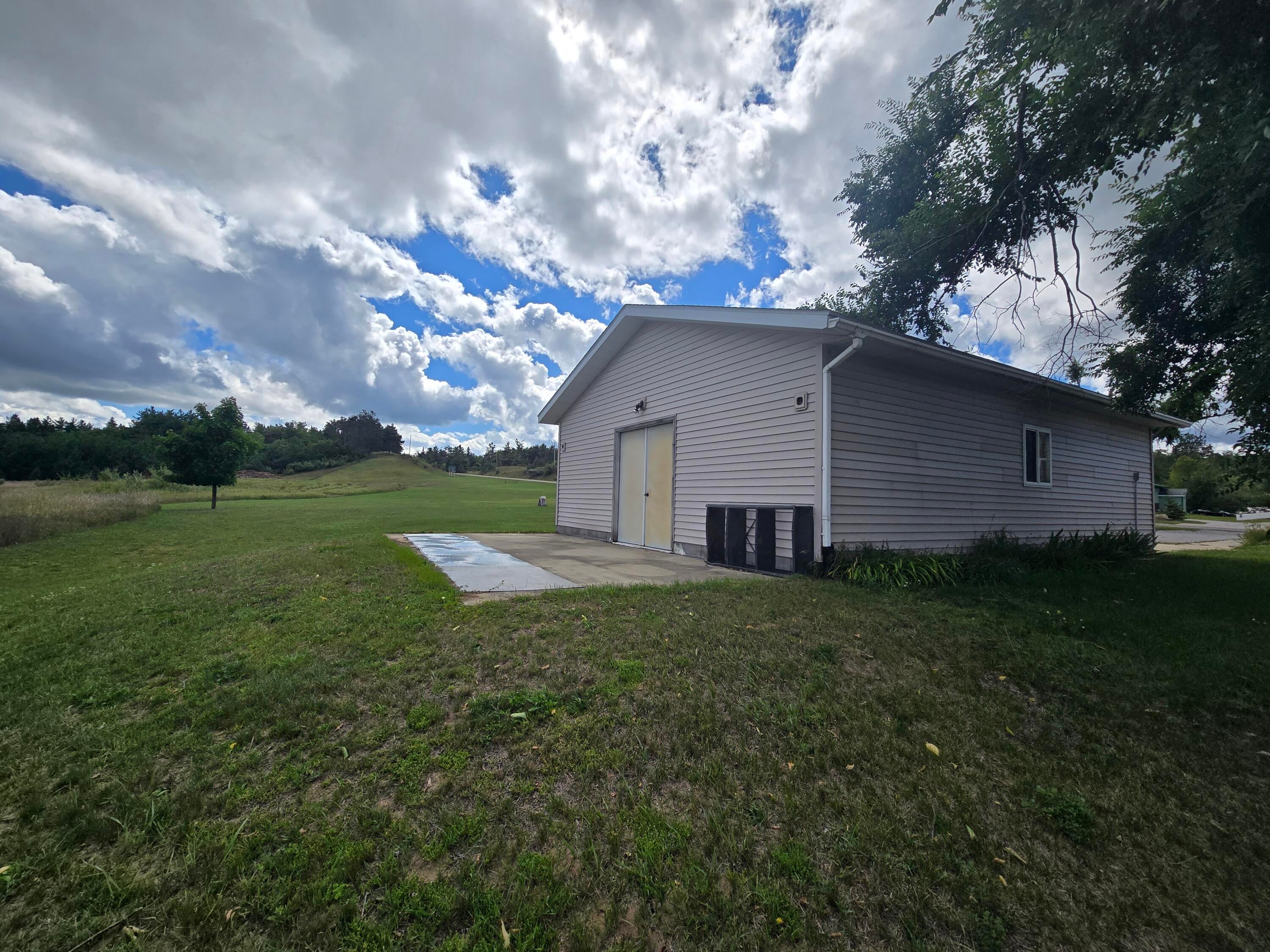 4190 North Abbe Road Comins, MI 48619 - Photo 104 of 131 20250828_143641