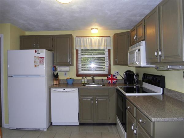 16 Avila Road Billerica, MA 01821 - Photo 5 of 25 Gallery Image 5
