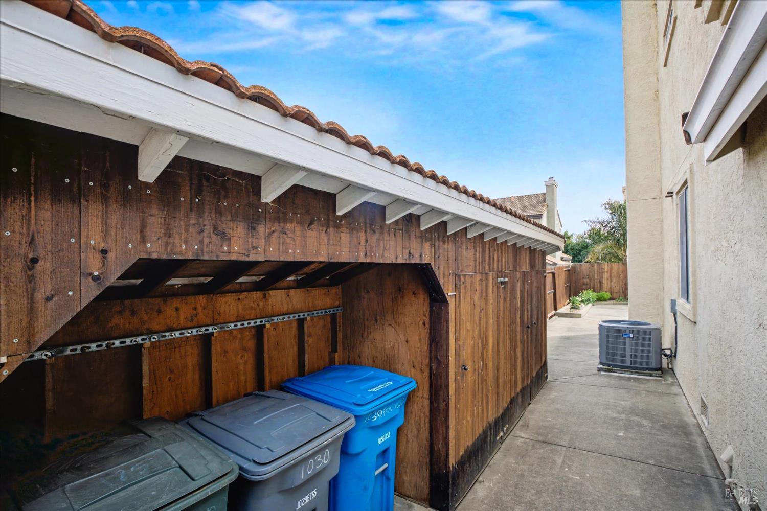 1030 Fox Hound Road Vacaville, CA 95687 - Photo 32 of 48