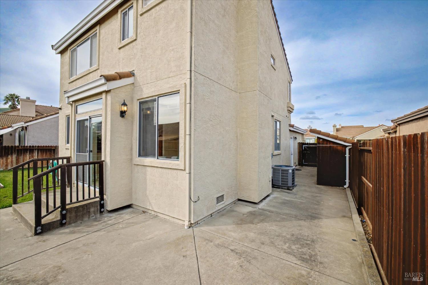 1030 Fox Hound Road Vacaville, CA 95687 - Photo 37 of 48