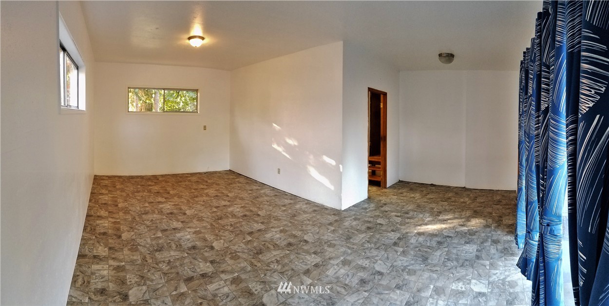 8921 Beaver Valley Road Chimacum, WA 98325 - Photo 13 of 17 Gallery Image 13