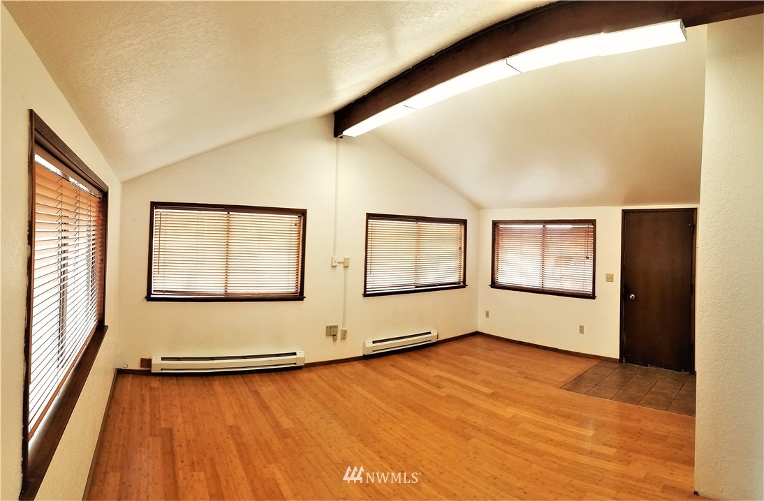 8921 Beaver Valley Road Chimacum, WA 98325 - Photo 5 of 17 Gallery Image 5
