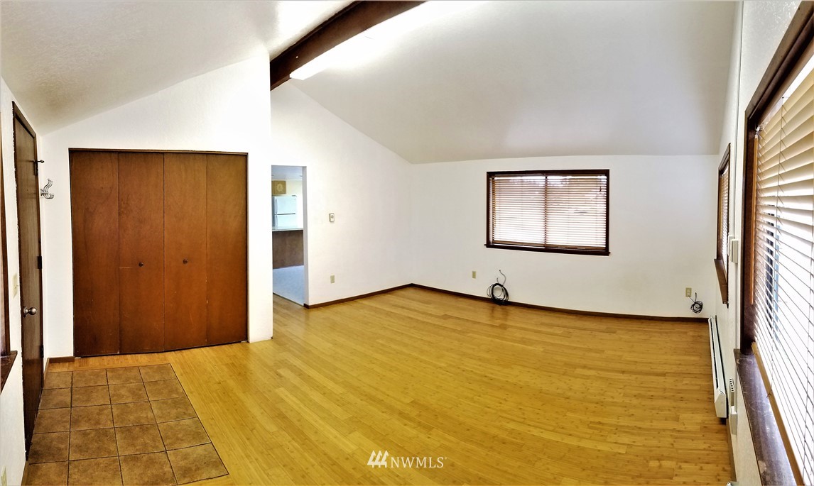 8921 Beaver Valley Road Chimacum, WA 98325 - Photo 6 of 17 Gallery Image 6