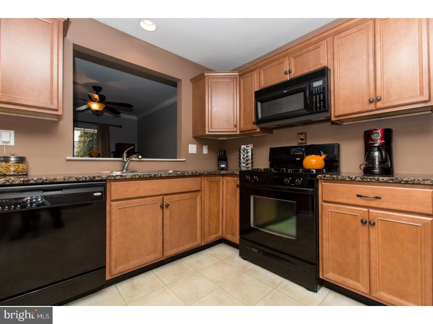 262 Flagstone Road, Unit 2 Chester Springs, PA 19425 - Photo 11 of 25 Kitchen