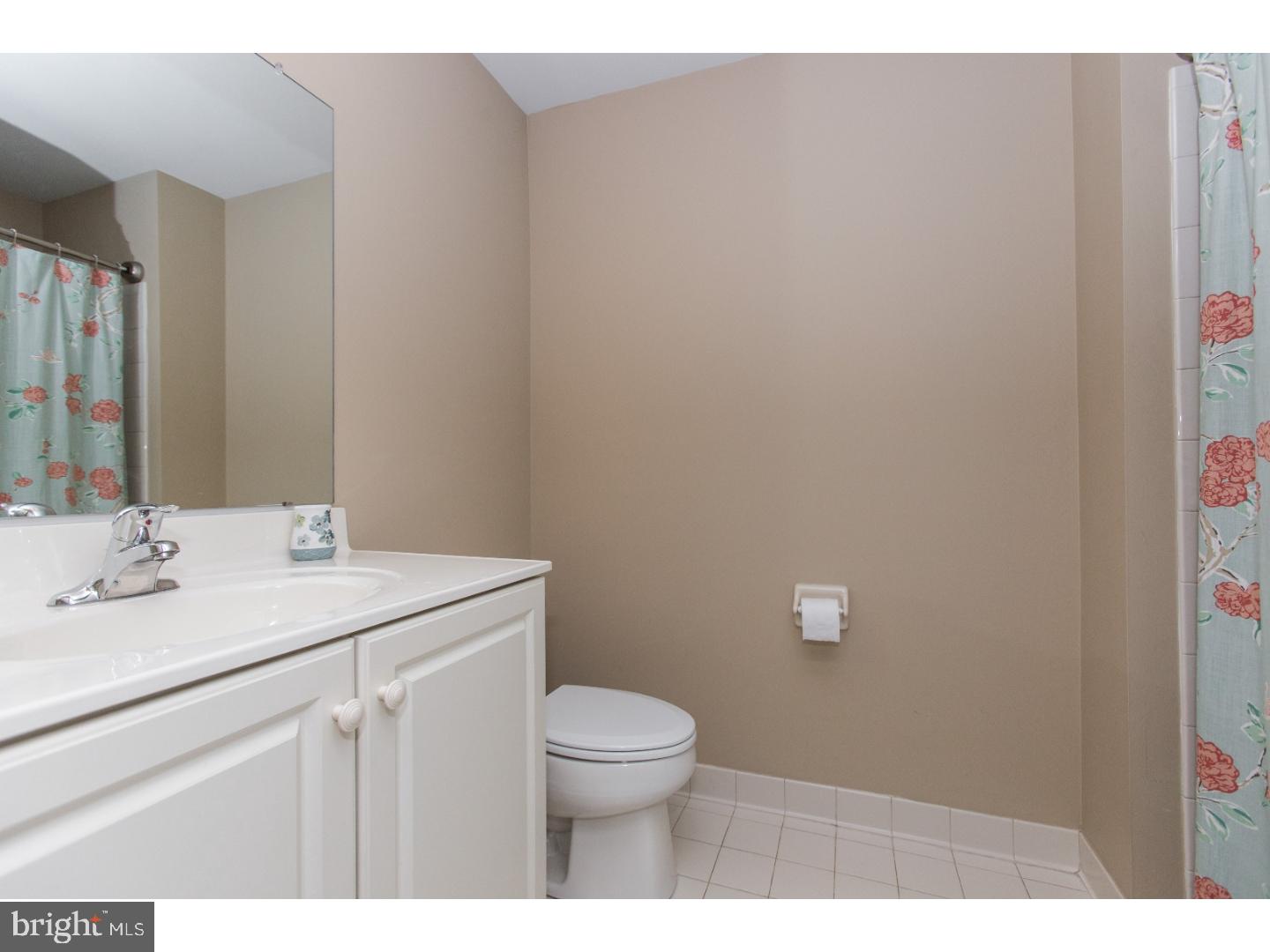 262 Flagstone Road, Unit 2 Chester Springs, PA 19425 - Photo 23 of 25 Bathroom