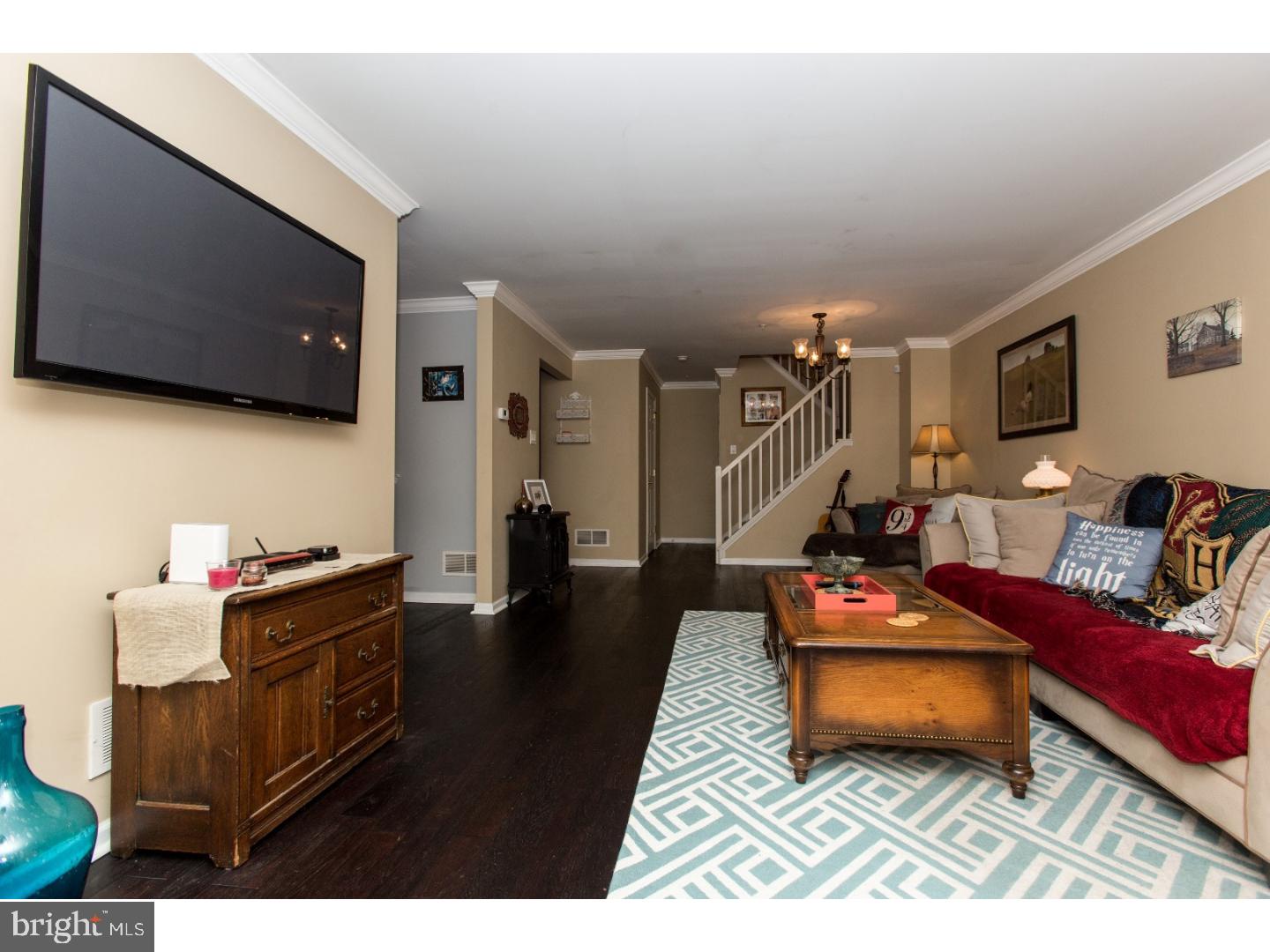 262 Flagstone Road, Unit 2 Chester Springs, PA 19425 - Photo 6 of 25 Living Room