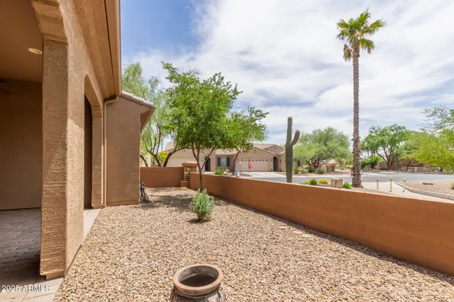 a view of a pathway both side of building