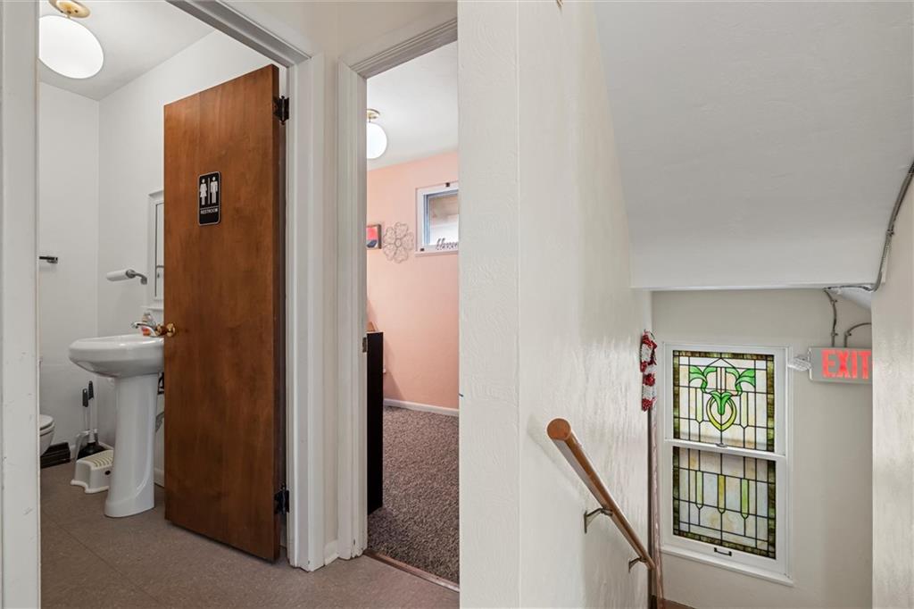 129 North Washington Street Butler, PA 16001 - Photo 20 of 42