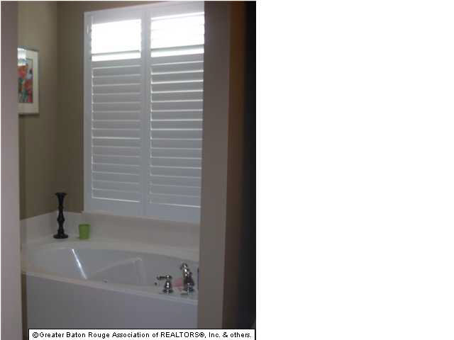 5908 Stumberg Lane, Unit 19 Baton Rouge, LA 70816 - Photo 7 of 13