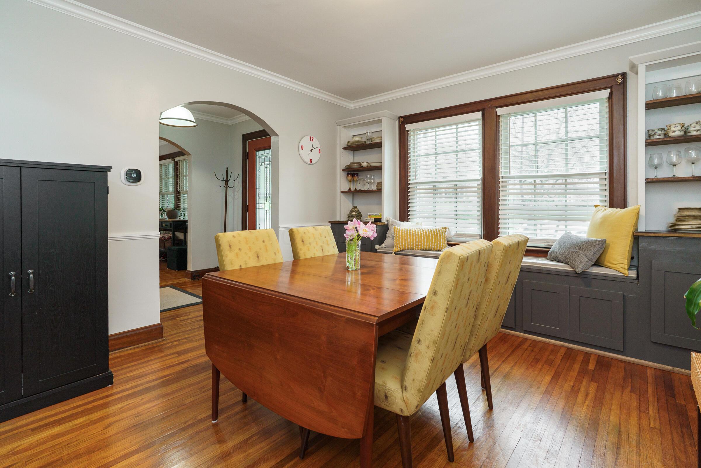 74 East Torrence Road Columbus, OH 43214 - Photo 20 of 43 Dining room
