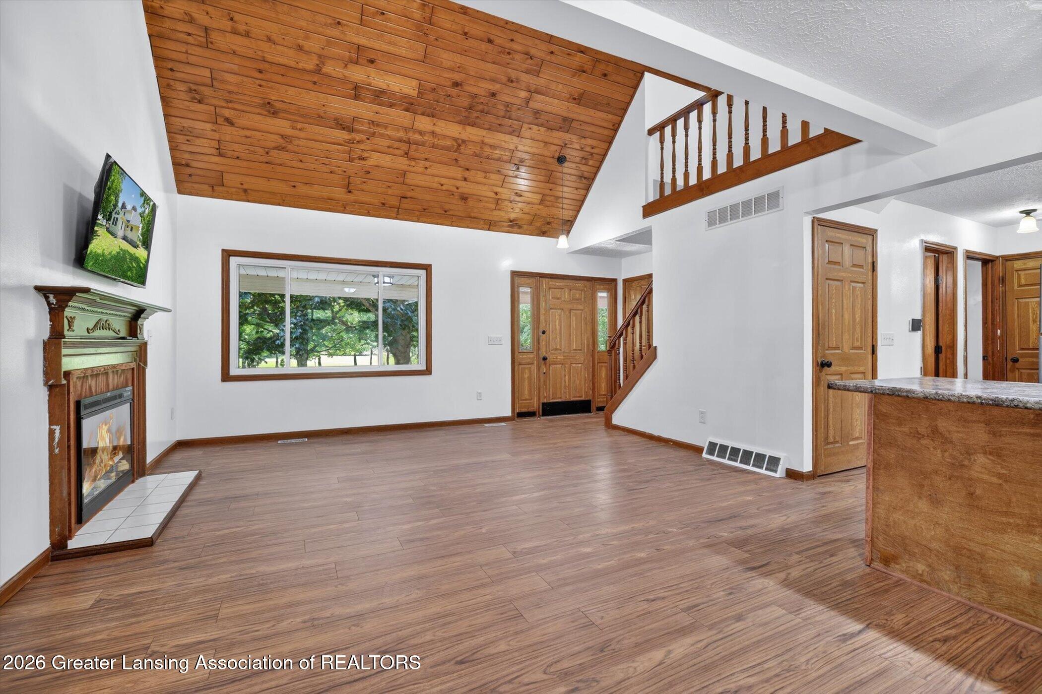 1515 Haslett Road Williamston, MI 48895 - Photo 9 of 63 09-DSC_4345