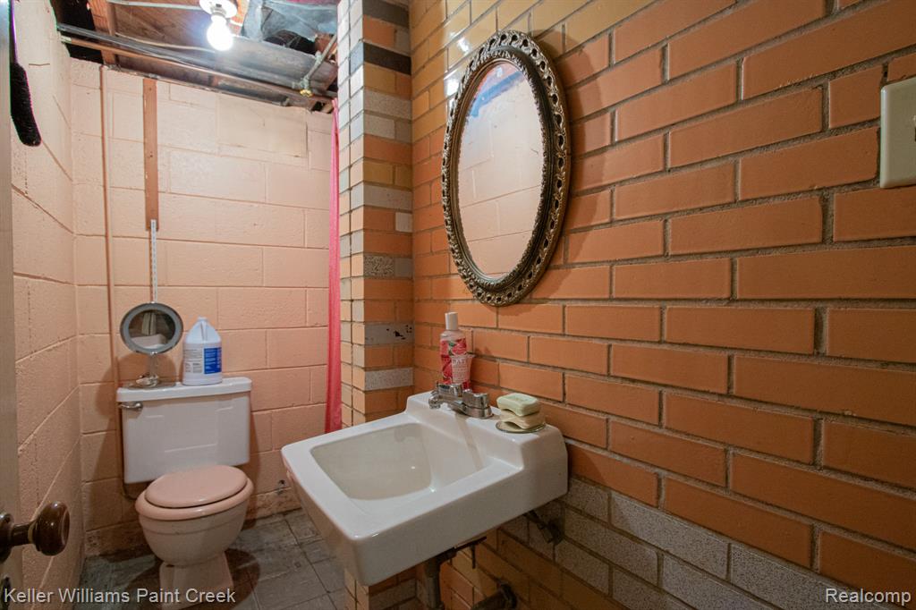 4926 East 12 Mile Road Warren, MI 48092 - Photo 26 of 36 Gallery Image 26