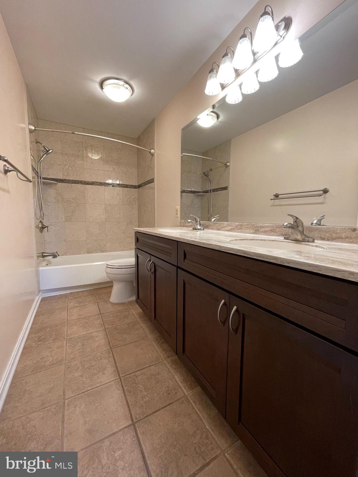 8695 Ruby Rise Place Bristow, VA 20136 - Photo 29 of 37 Upstairs Hall Bath