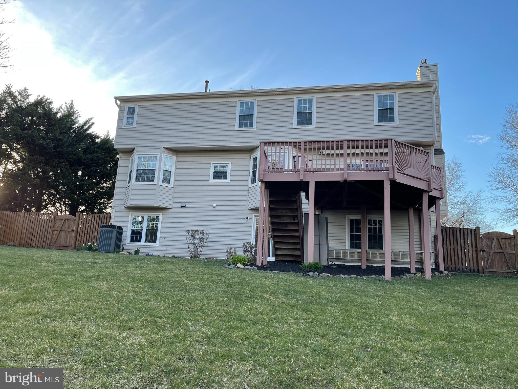 8695 Ruby Rise Place Bristow, VA 20136 - Photo 7 of 37 View of Back
