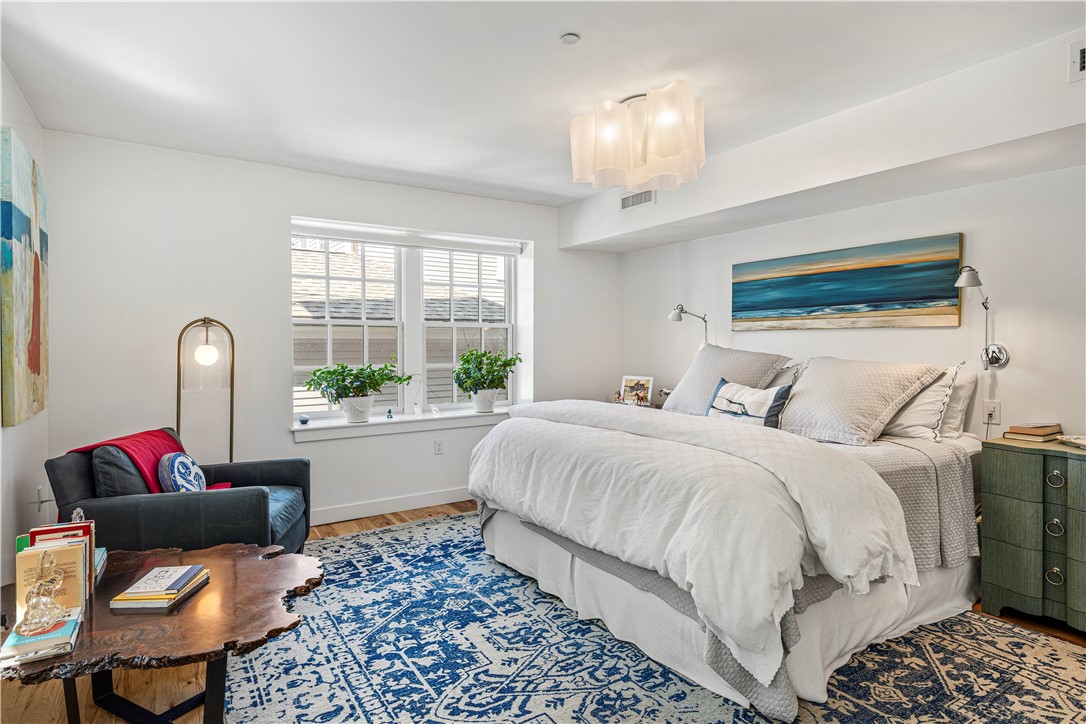 27 High Street, Unit 2 Newport, RI 02840 - Photo 21 of 46
