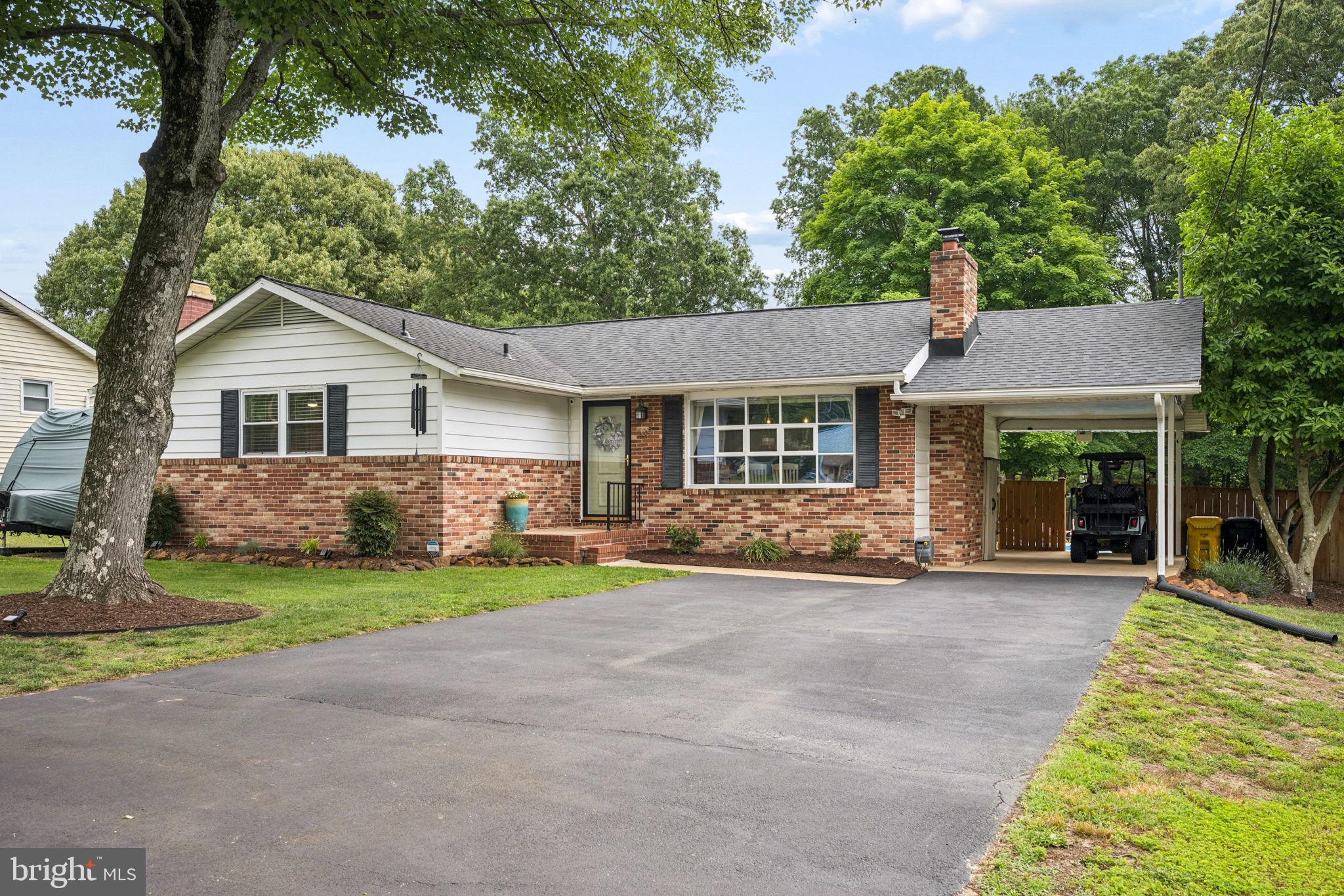 139 Magothy Beach Road Pasadena, MD 21122 - Photo 41 of 42 Tons of parking!