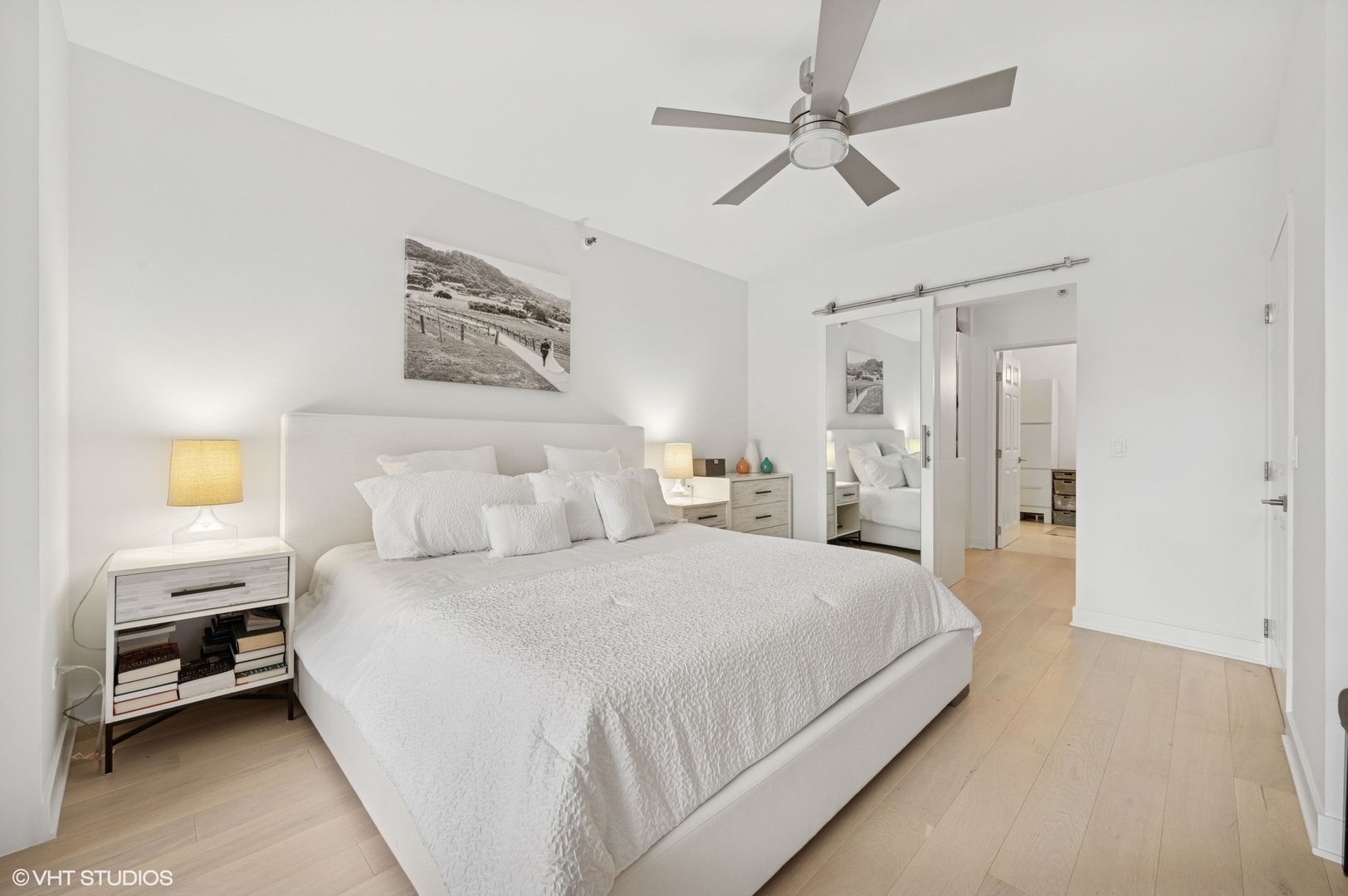 55 West Delaware Place, Unit 413 Chicago, IL 60610 - Photo 17 of 29