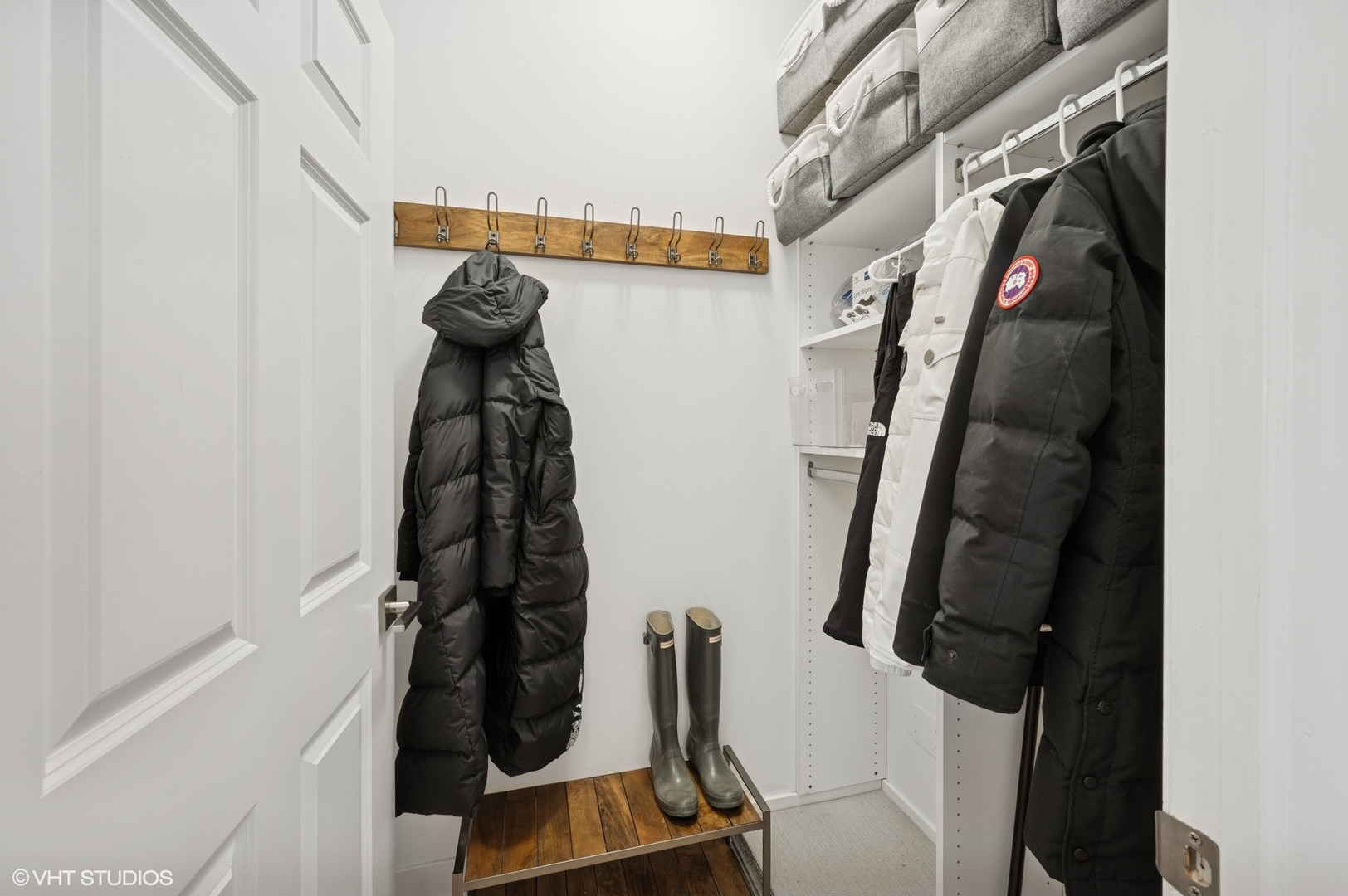 55 West Delaware Place, Unit 413 Chicago, IL 60610 - Photo 27 of 29