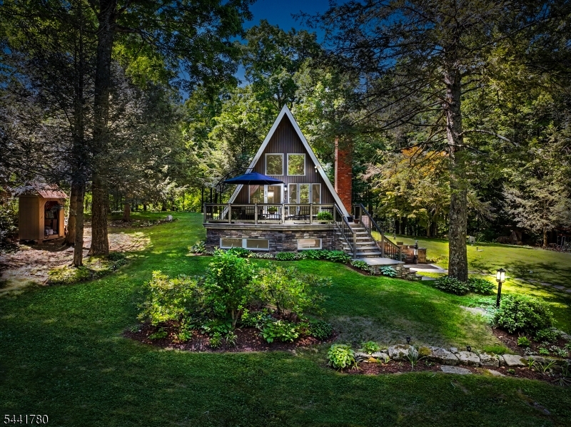 420 Phillips Road Vernon, NJ 07422 - Photo 2 of 45