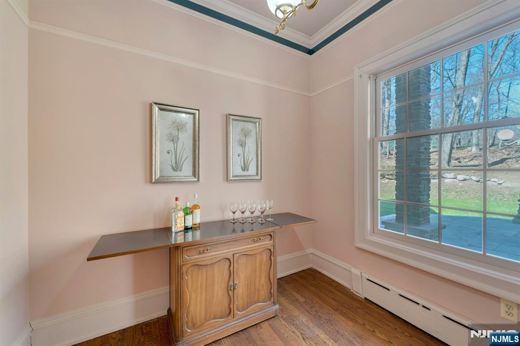 213 Stokes Farm Road Franklin Lakes, NJ 07417 - Photo 15 of 47