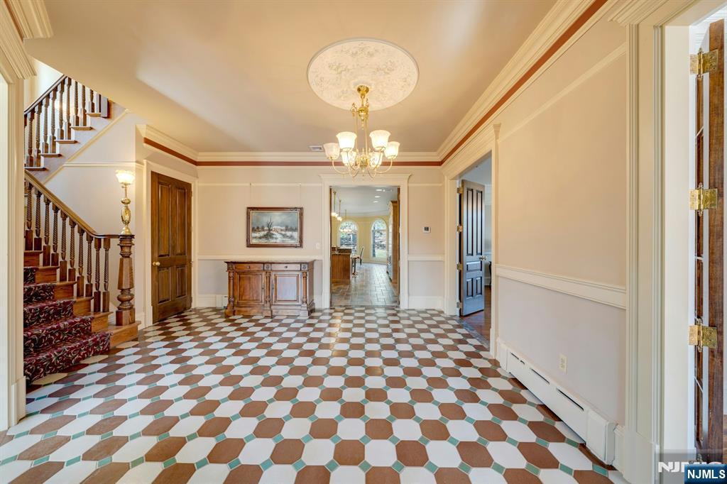 213 Stokes Farm Road Franklin Lakes, NJ 07417 - Photo 18 of 47