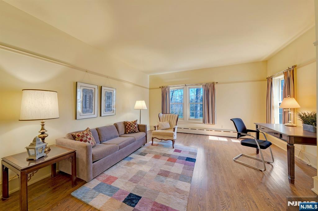 213 Stokes Farm Road Franklin Lakes, NJ 07417 - Photo 26 of 47