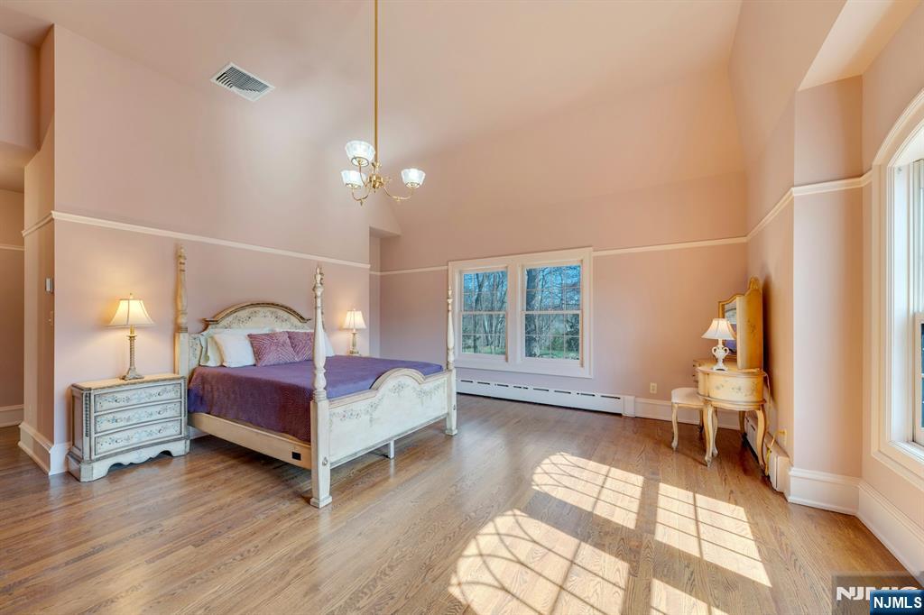 213 Stokes Farm Road Franklin Lakes, NJ 07417 - Photo 28 of 47