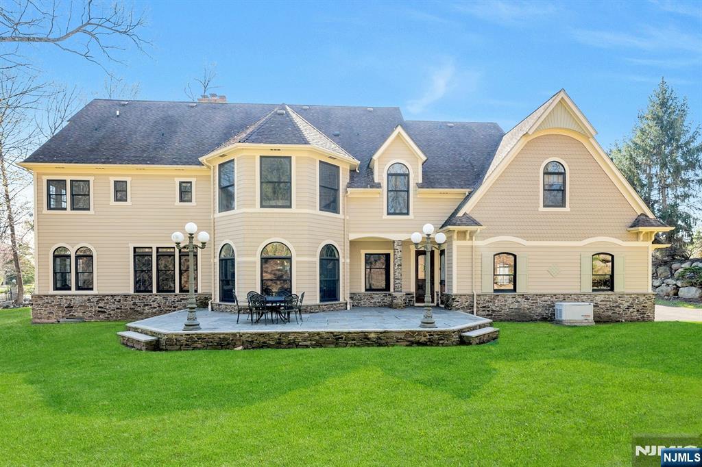 213 Stokes Farm Road Franklin Lakes, NJ 07417 - Photo 43 of 47