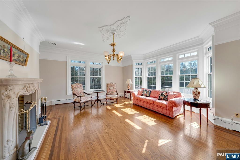 213 Stokes Farm Road Franklin Lakes, NJ 07417 - Photo 10 of 47