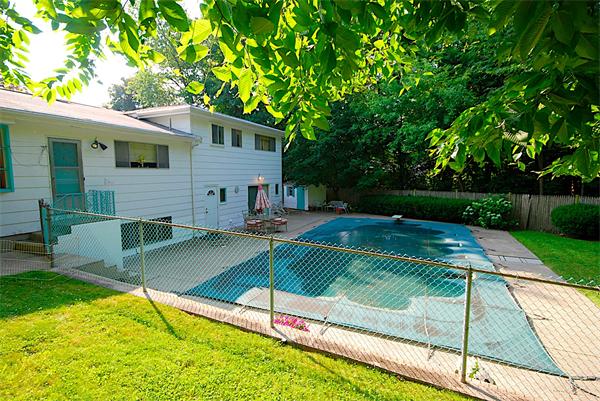 93 Woodcliff Road Brookline, MA 02467 - Photo 11 of 12 a view of a house with backyard