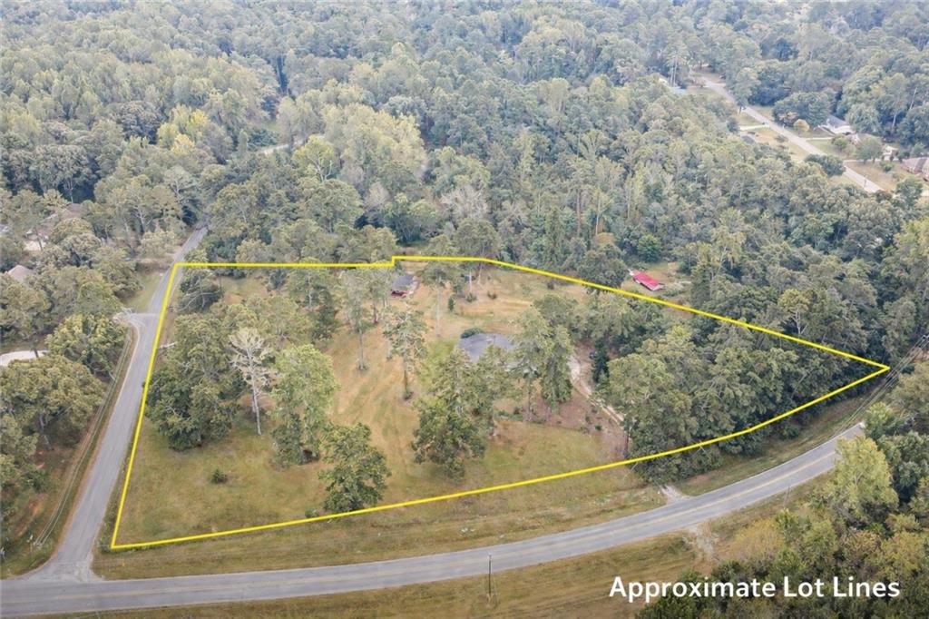 225 Banks Road Fayetteville, GA 30214 - Photo 2 of 26