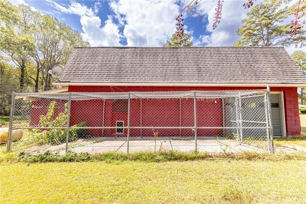 225 Banks Road Fayetteville, GA 30214 - Photo 23 of 26 a view of back yard