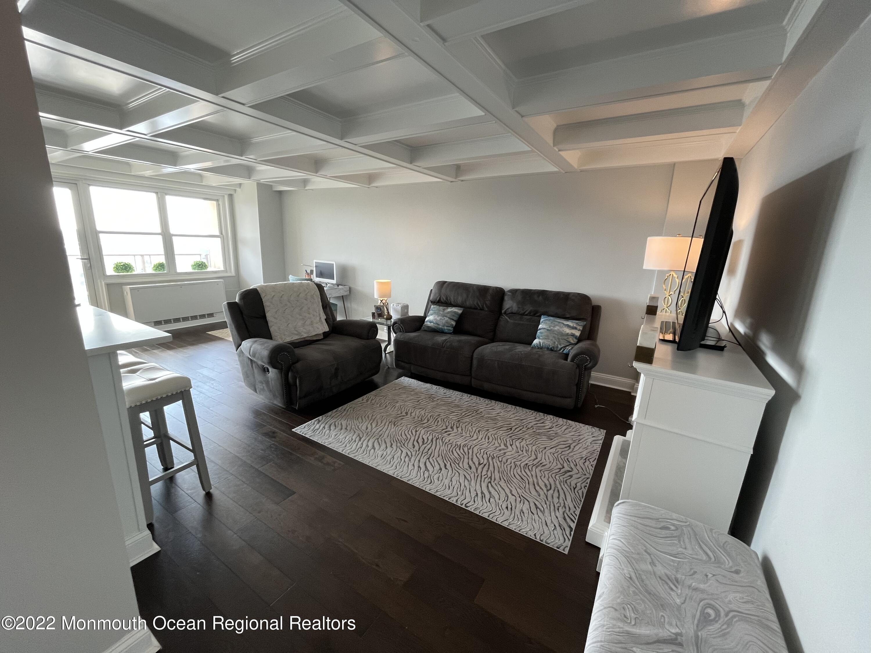 28 Riverside Avenue, Unit 10B Red Bank, NJ 07701 - Photo 8 of 28 1B06D8FE-A9C1-49C1-BEA8-77780ACF027E