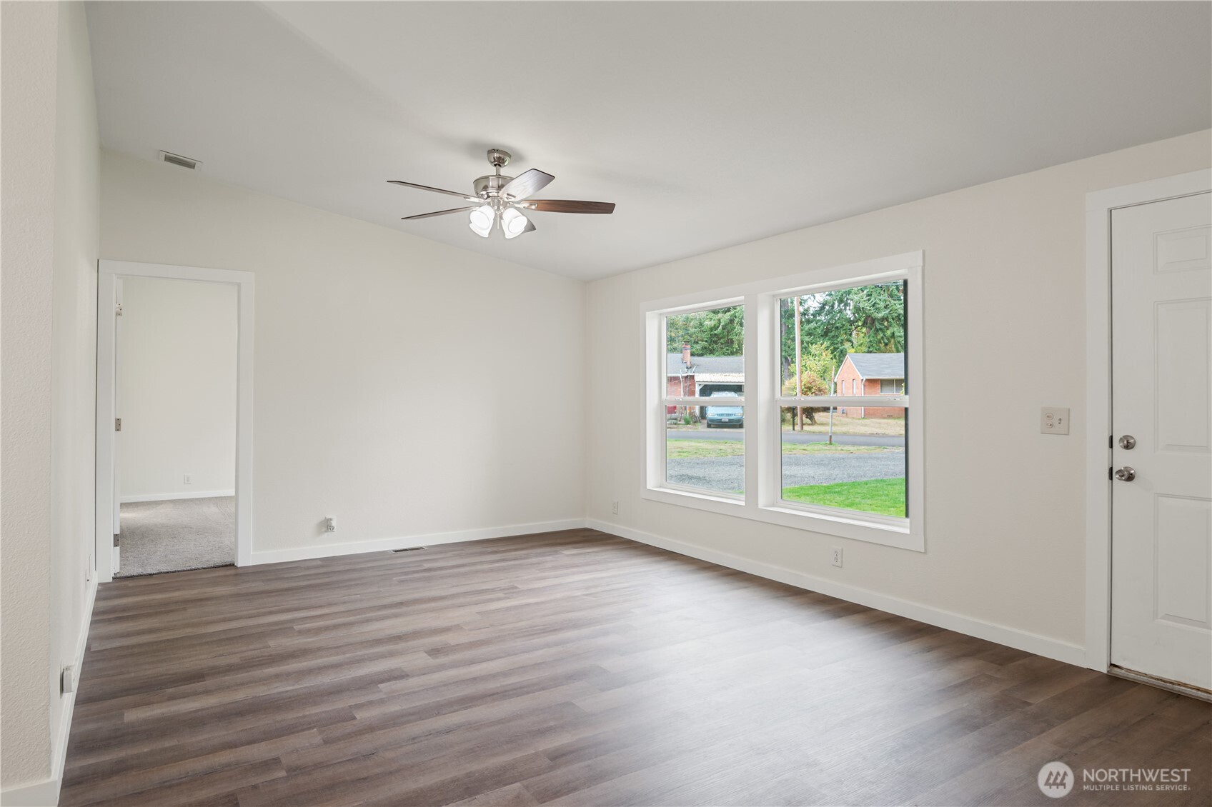 509 Northwest Clark Avenue Winlock, WA 98596 - Photo 5 of 34