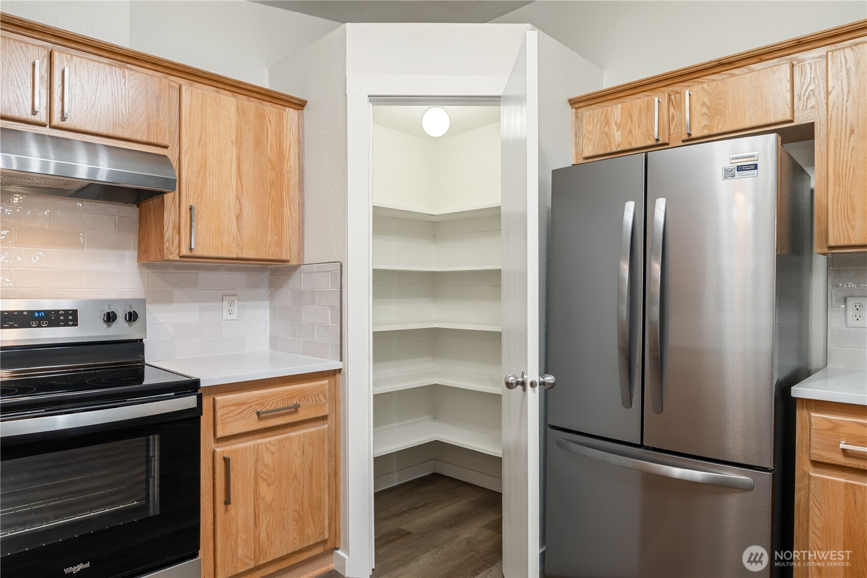 509 Northwest Clark Avenue Winlock, WA 98596 - Photo 9 of 34