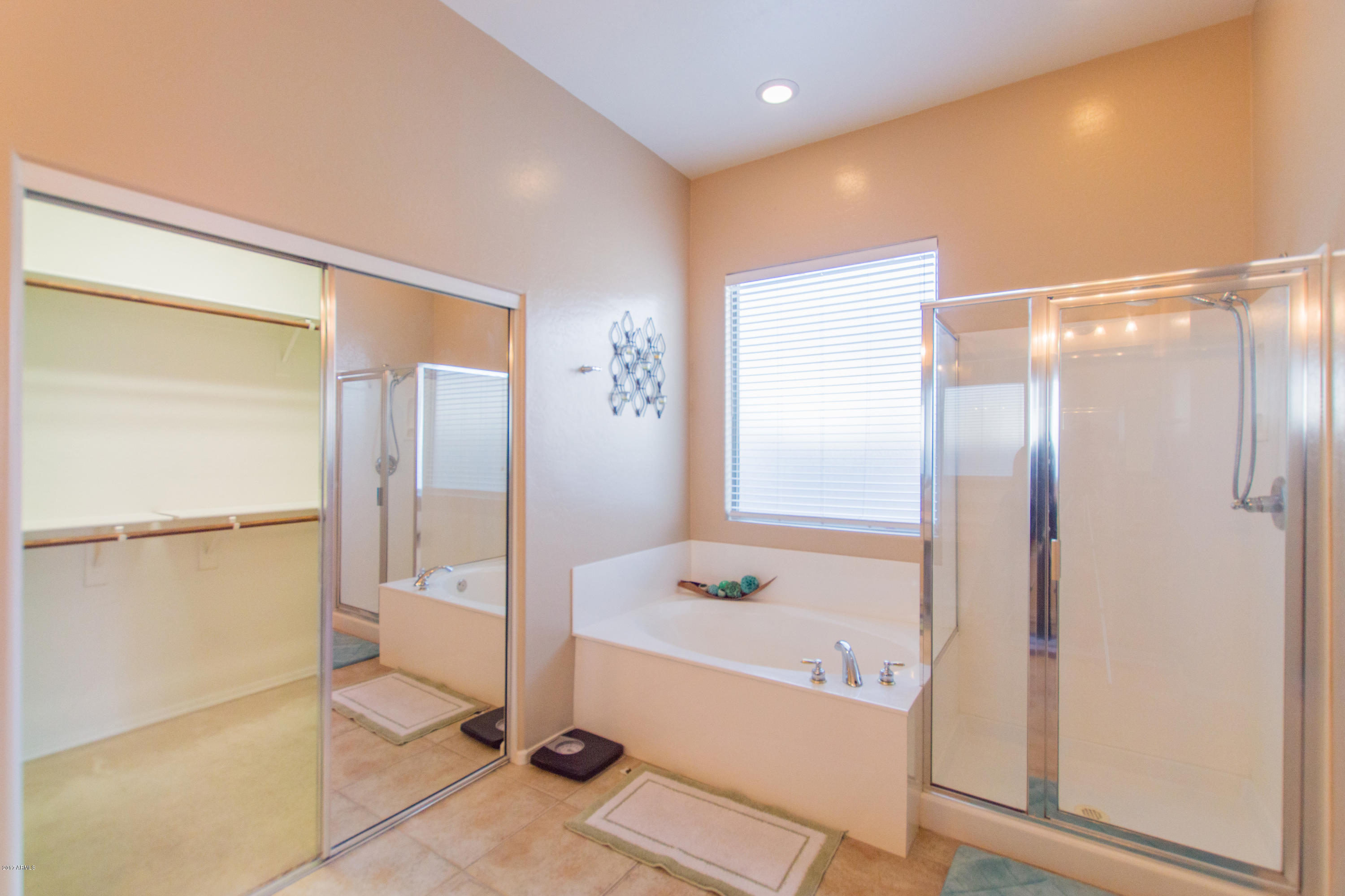 2625 East Fremont Road Phoenix, AZ 85042 - Photo 15 of 38