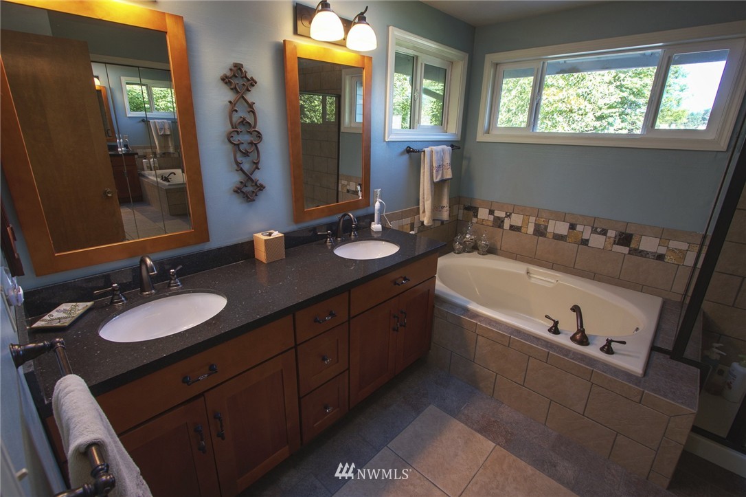 15436 Southeast 182nd Street Renton, WA 98058 - Photo 16 of 25 Gallery Image 16