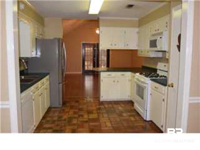 908 Pinemont Drive Mobile, AL 36609 - Photo 7 of 16