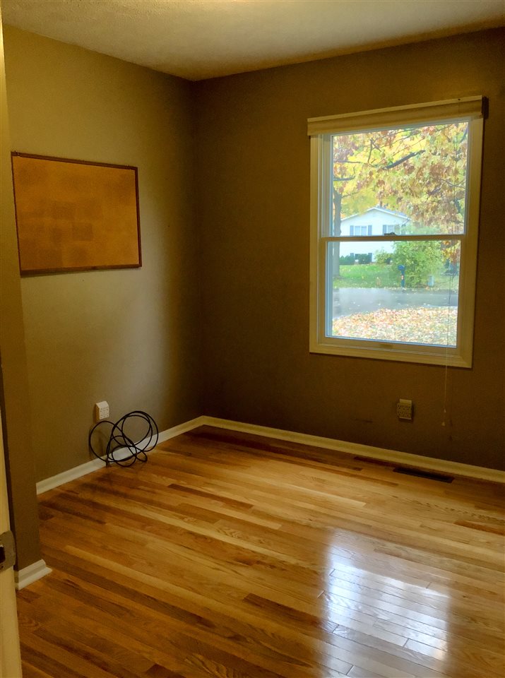 1971 Lardie Road Traverse City, MI 49696 - Photo 14 of 40 1881116-13.JPG