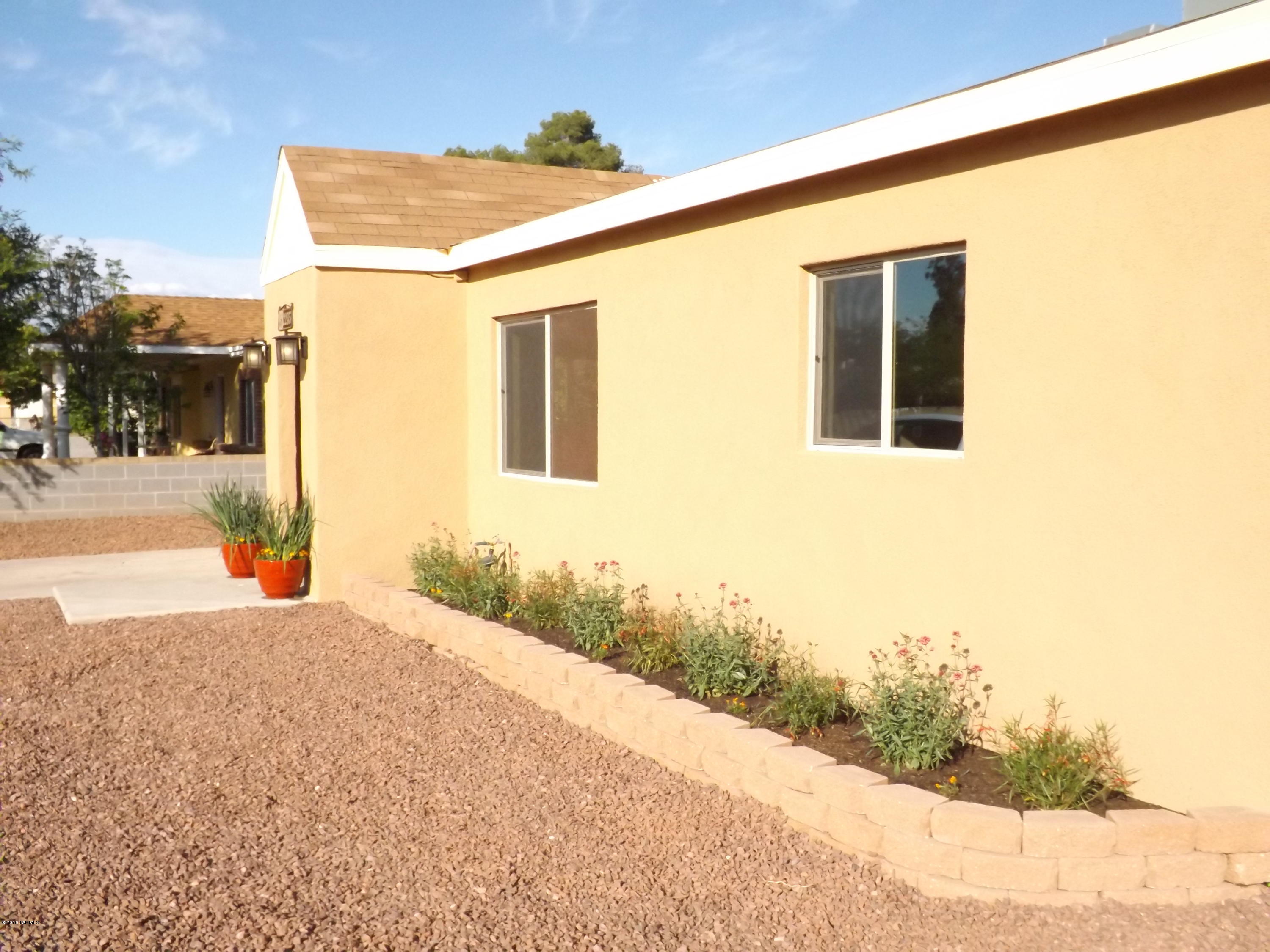 2235 South Miramonte Stravenue Tucson, AZ 85713 - Photo 4 of 34