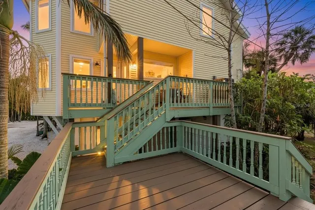 $1,395,000 | 1015 Bayshore Drive, Terra Ceia, FL 34250