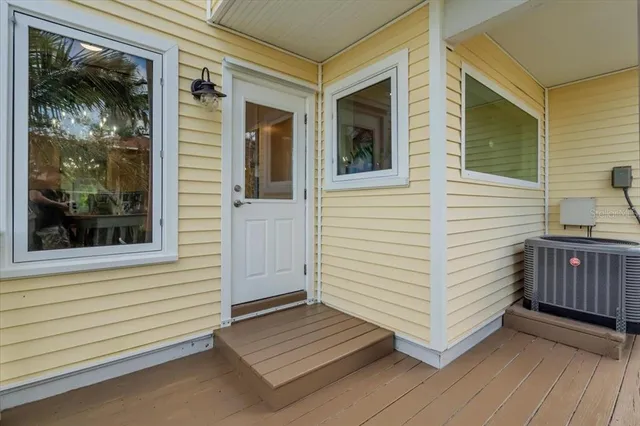 $1,395,000 | 1015 Bayshore Drive, Terra Ceia, FL 34250